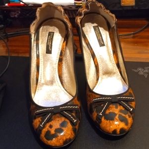 Dolce & Gabbana Patent Leather Pumps with Bow Animal Print 38.5